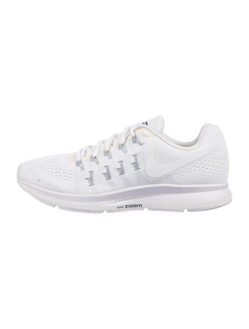 Nike Air Zoom Pegasus 33 Athletic Sneakers