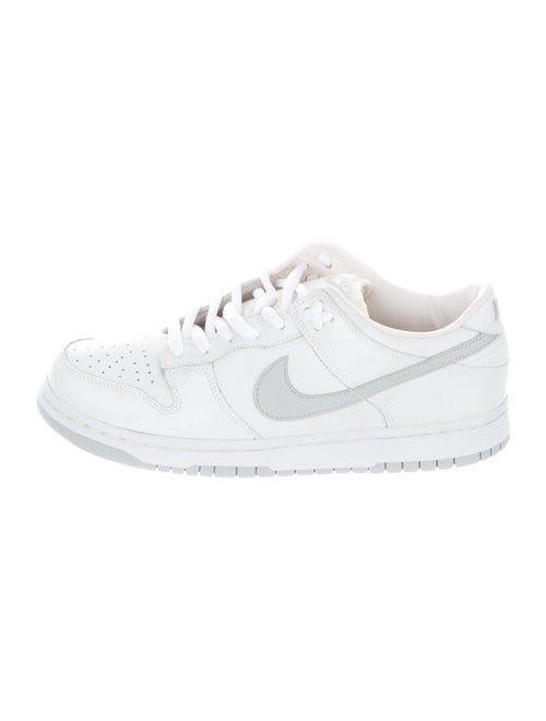 Nike 2002 Dunk Low Pro B Patent Leather Sneakers W