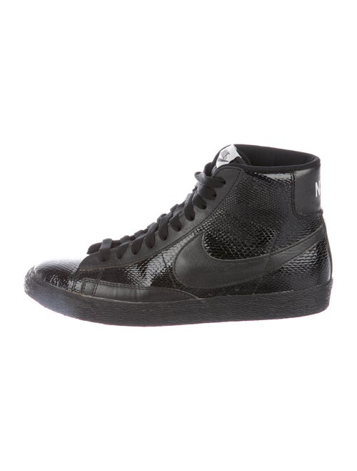 Nike Blazer Sneakers Black