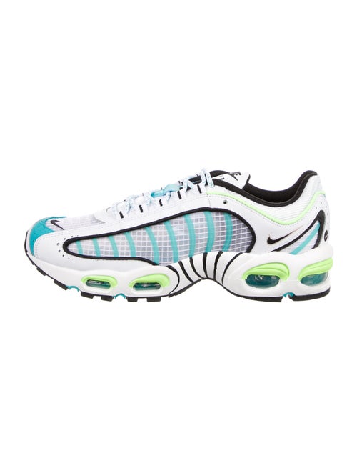 Nike Air Max Tailwind 4 SE Athletic Sneakers White