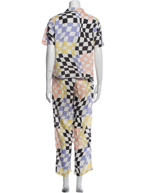 Untitled in Motion Printed Lounge Set