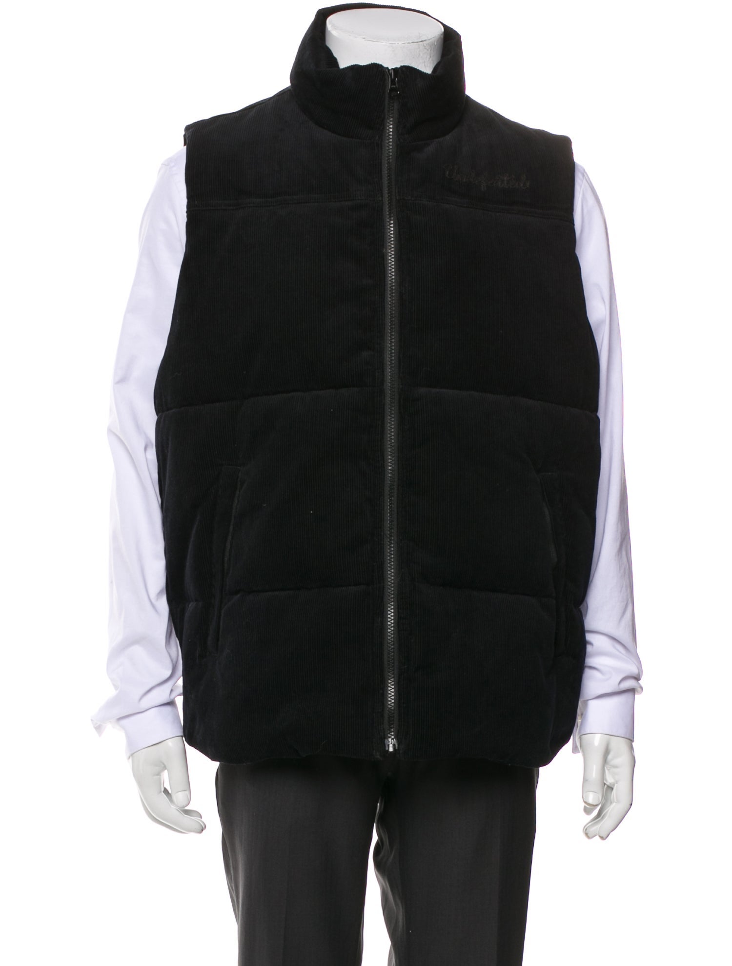 Undefeated Turtleneck Sleeveless Sweater Vest w/ Tags