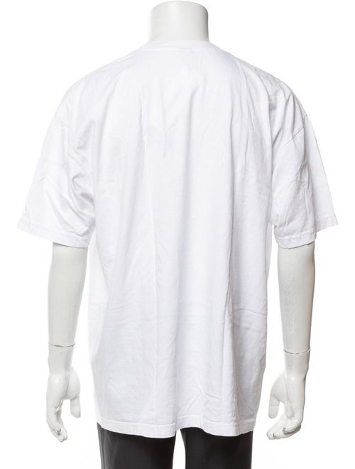 Undefeated Graphic Print Crew Neck T-Shirt