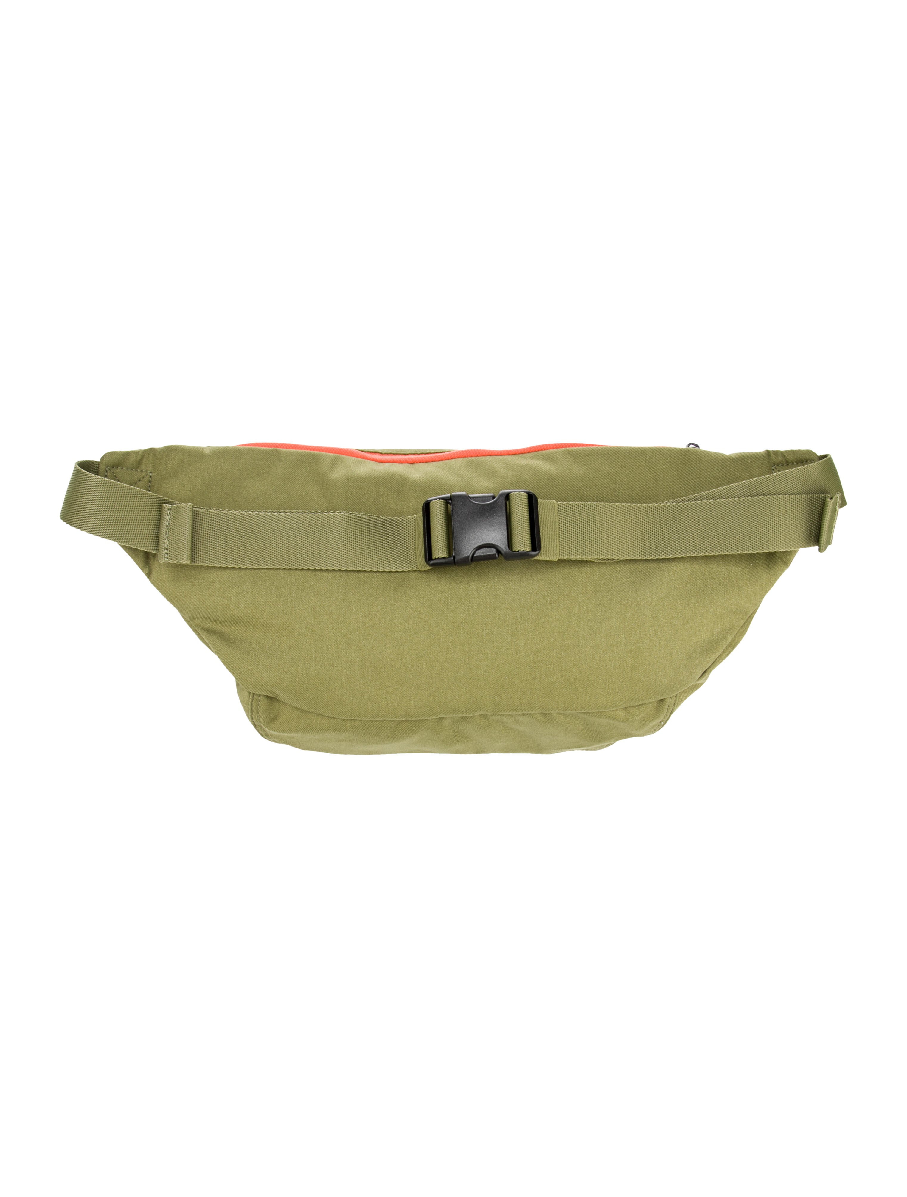 nike x undefeated waist bag