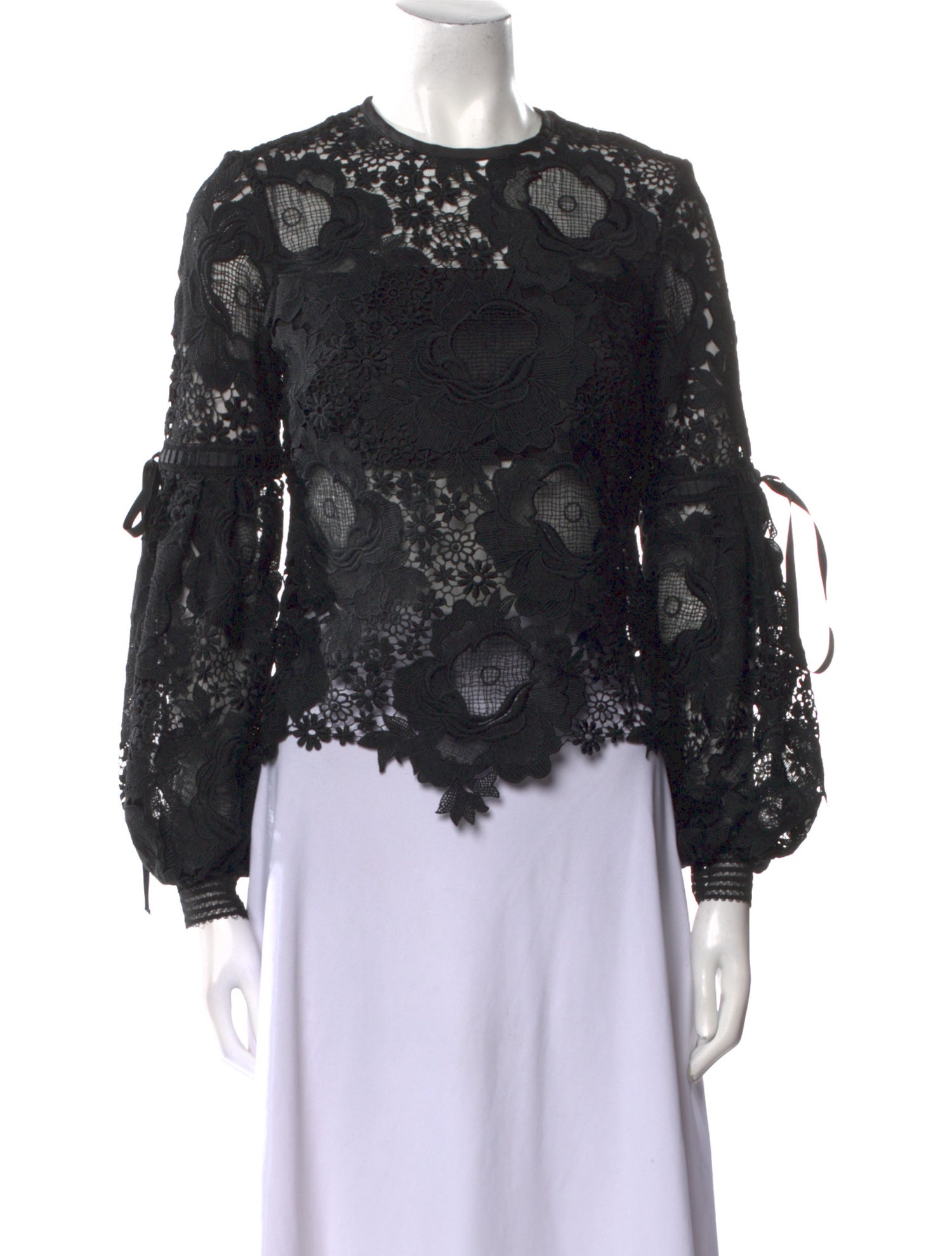 UnitedWood Lace Pattern Crew Neck Blouse