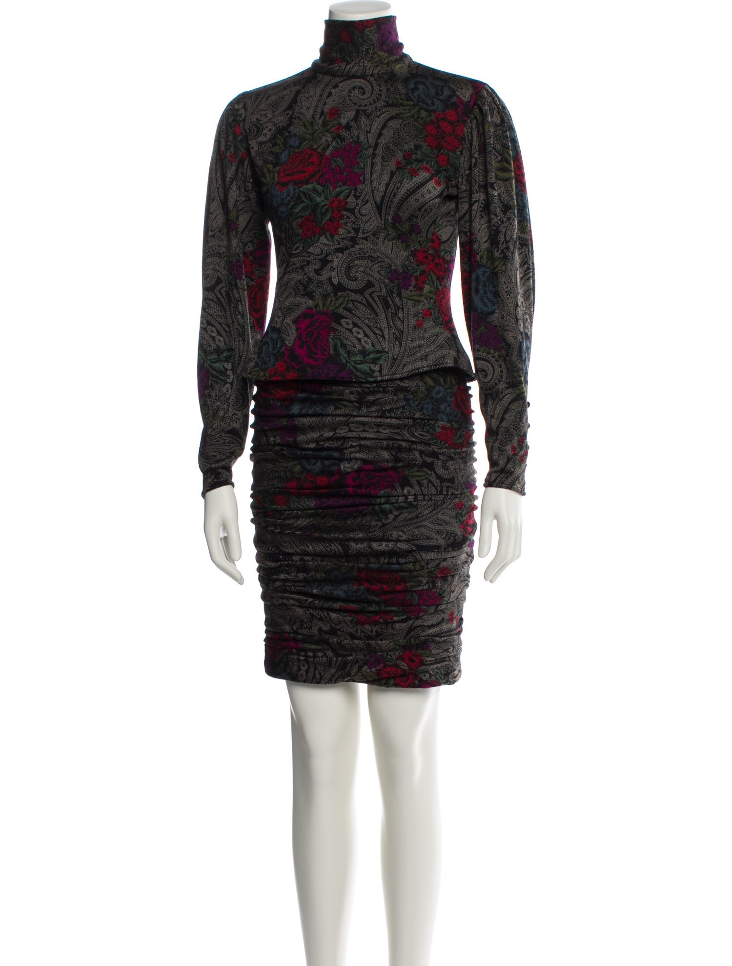 Ungaro Paris Paisley Print Pleated Accents Skirt Set