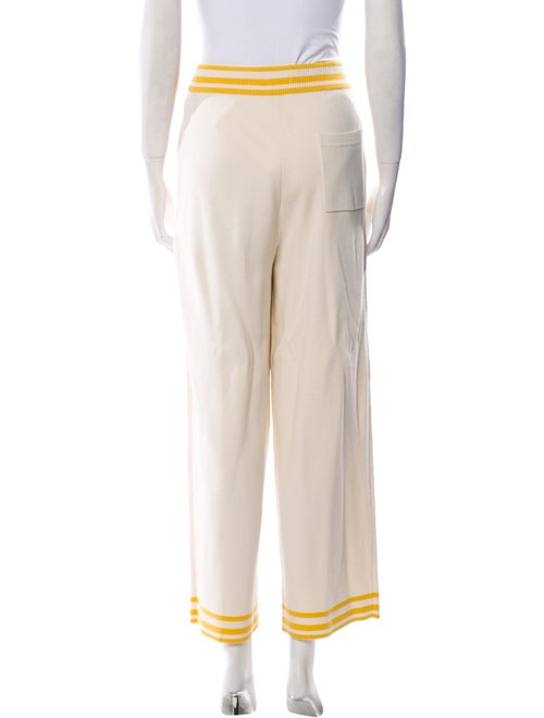 unsubscribed Lounge Set