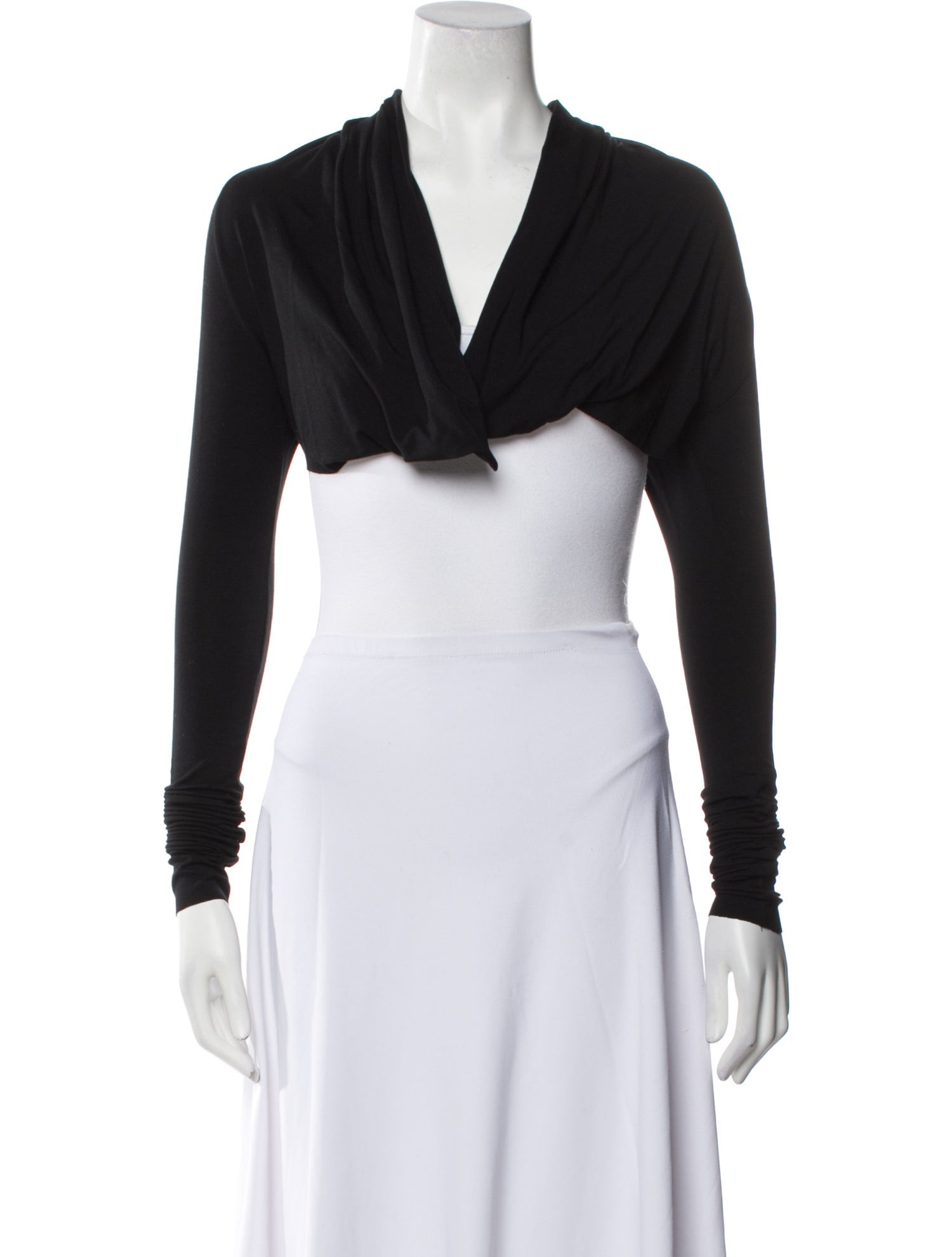 Urban Zen V-Neck Long Sleeve Crop Top