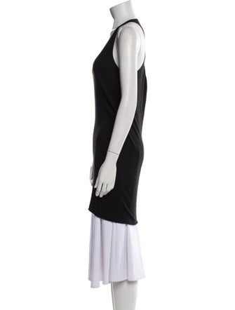 Urban Zen Scoop Neck Sleeveless Tunic