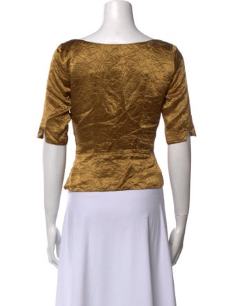 USISI SISTER V-Neck Short Sleeve Crop Top