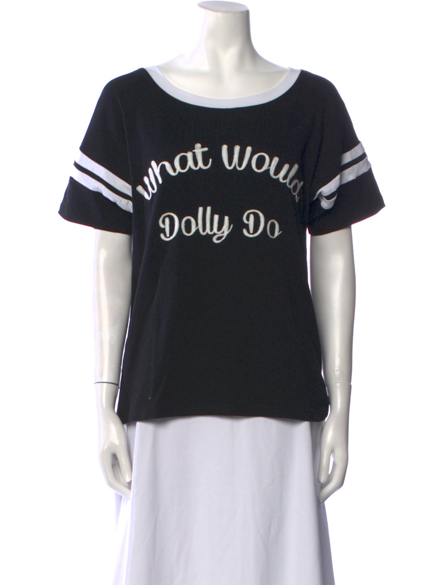 Understated Leather Graphic Print Scoop Neck T-Shirt