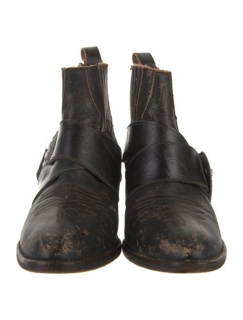 Understated Leather Leather Chelsea Boots