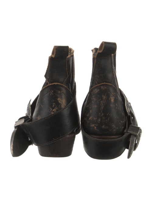 Understated Leather Leather Chelsea Boots