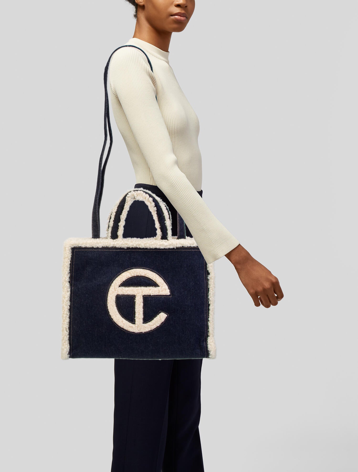 ☆人気☆【UGG】☆Telfar x UGG Medium Shopping Bag☆Denim☆ TELFAR x UGG Denim Medium Shopper | eBay