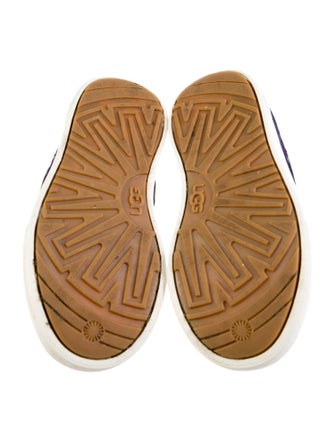 UGG Boys' Suede Trim Low Top Sneakers