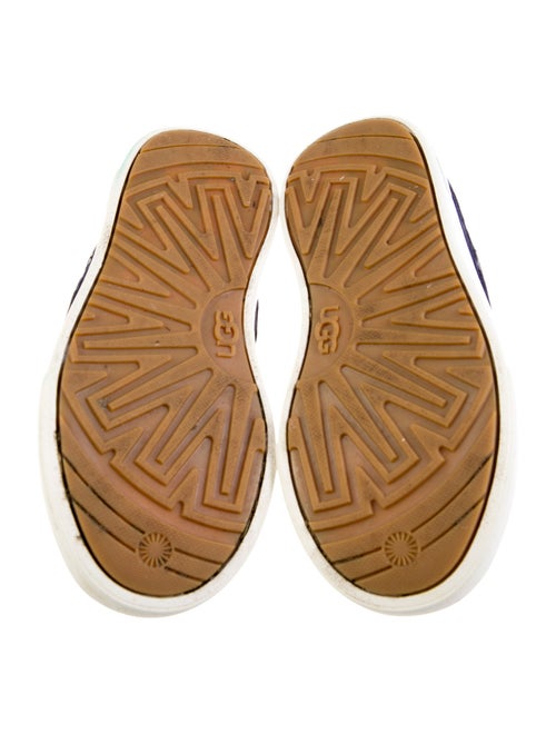 UGG Boys' Suede Trim Low Top Sneakers