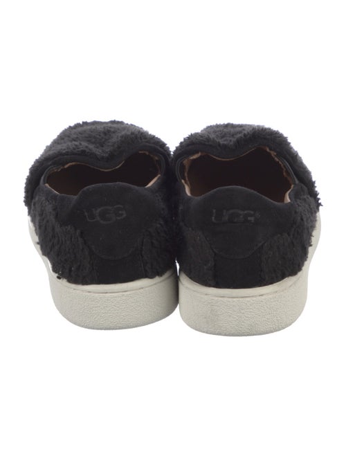 UGG Sneakers