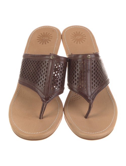 UGG Leather Flip Flops