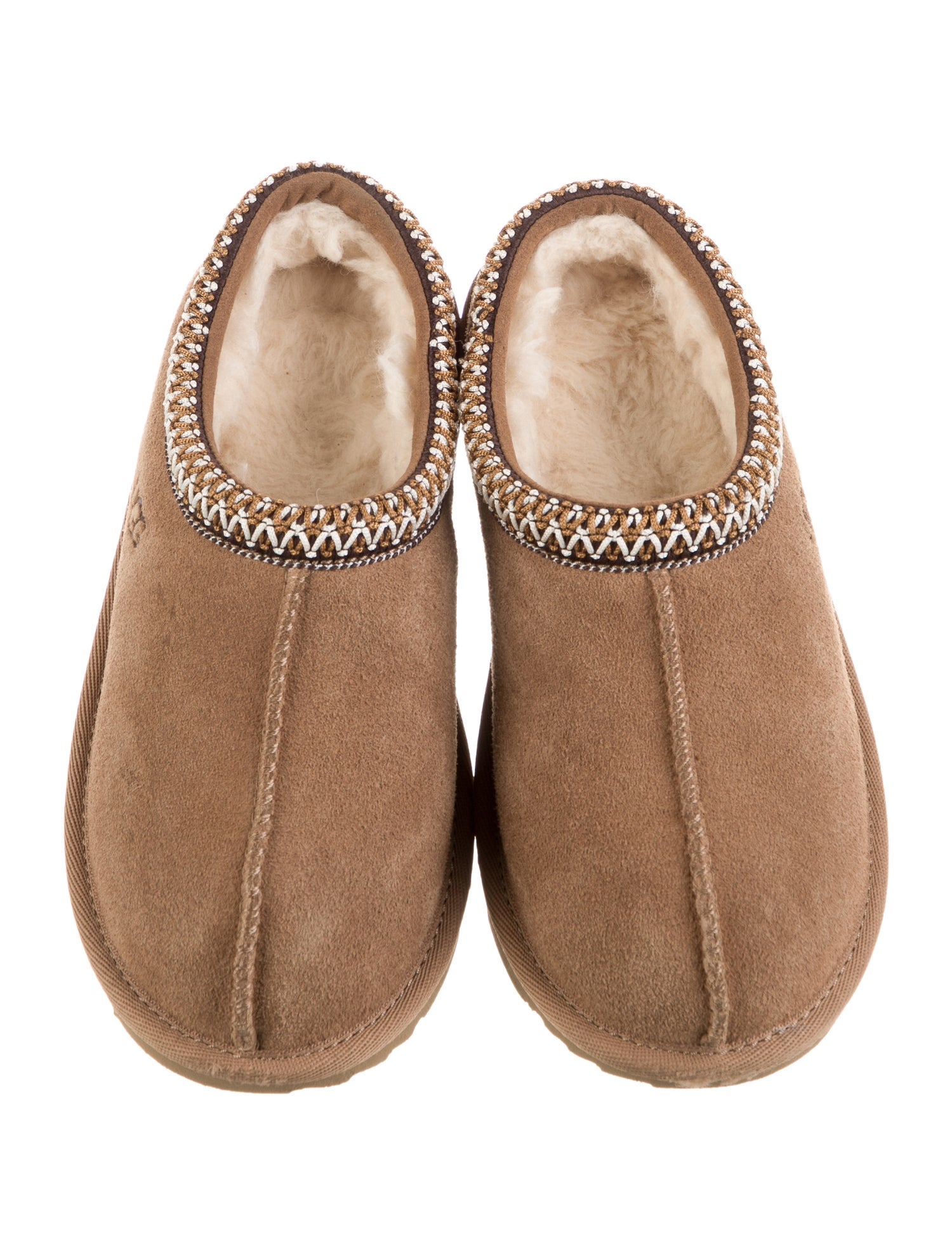 UGG UGG girls suede low top shoe