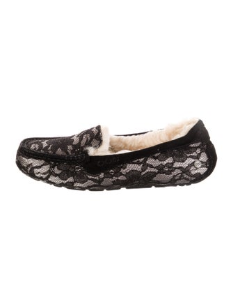 UGG Lace Lace Pattern Loafers