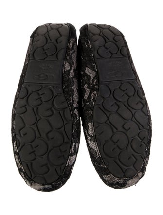 UGG Lace Lace Pattern Loafers