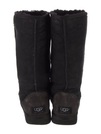 UGG Suede Boots