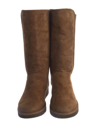 UGG Suede Boots