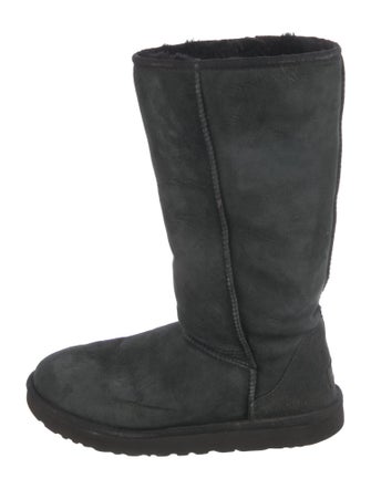 UGG Suede Boots