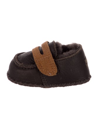UGG baby shoes