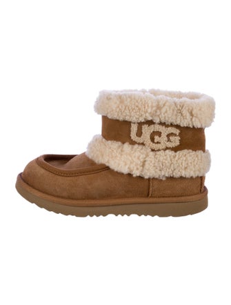 UGG Girls' Shearling Lined Boot