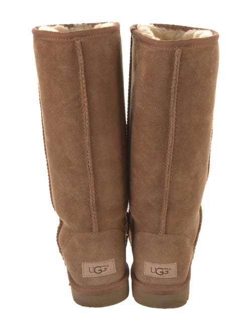 UGG Suede Boots