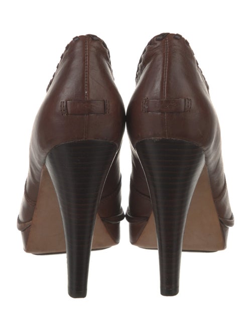 UGG Leather Whipstitch Trim Pumps