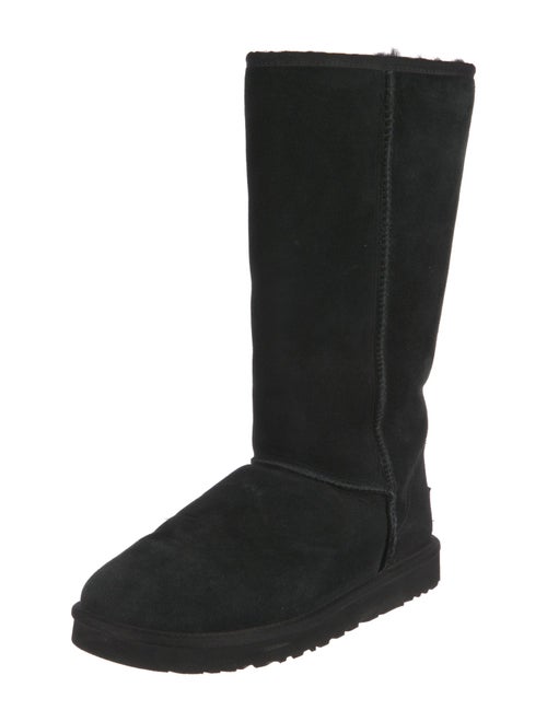 UGG Suede Boots