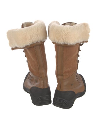 UGG Leather Colorblock Pattern Lace-Up Boots