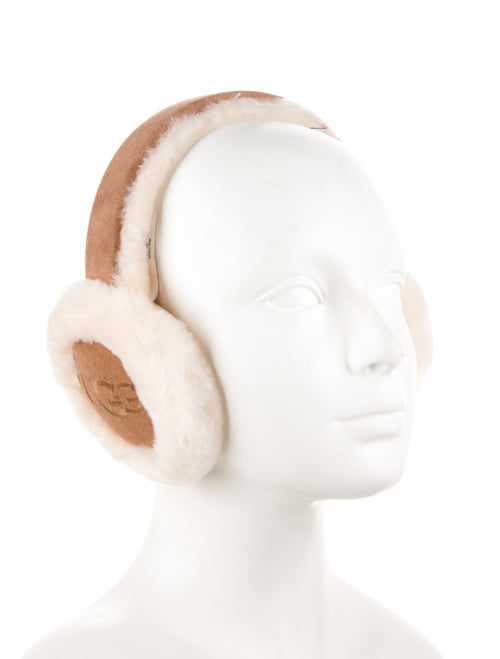 UGG winter accessories