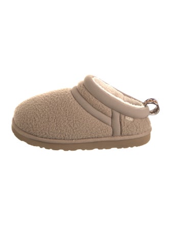 UGG Girls' Astro Ultra Slippers