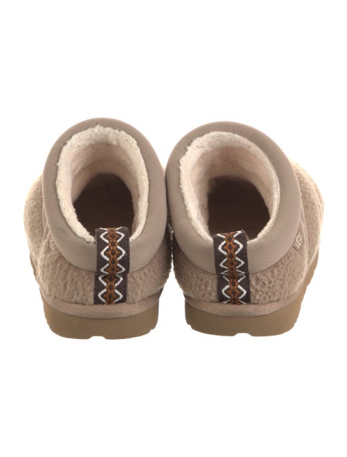 UGG Girls' Astro Ultra Slippers