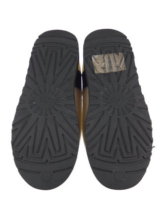 UGG Graphic Print Rain Boots