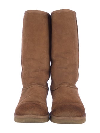 UGG Suede Boots