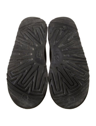 UGG Boys' Neumel Boots