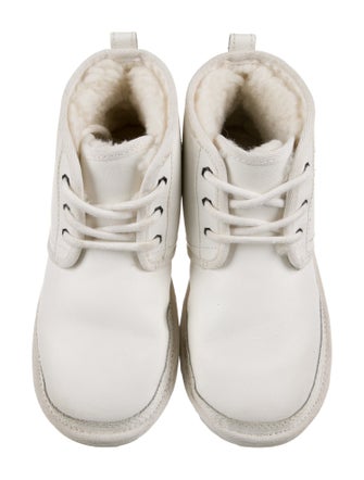UGG Girls' Neumel Boots