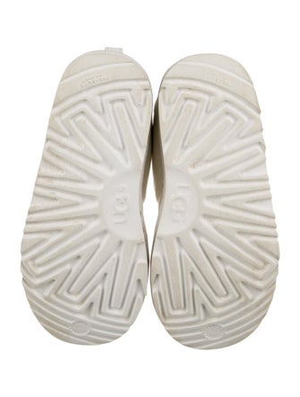 UGG Girls' Neumel Boots