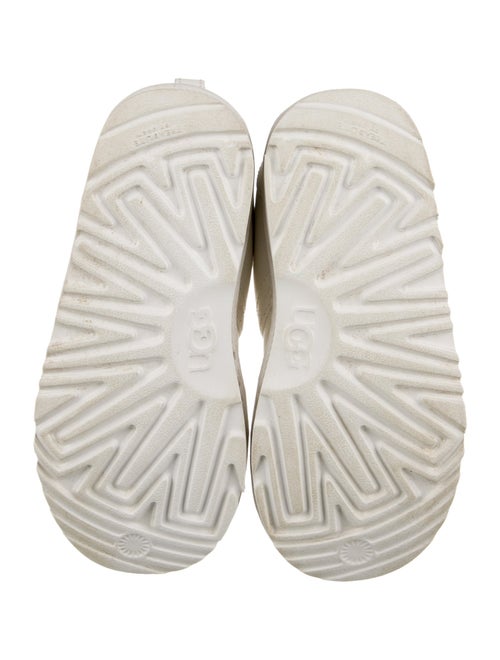 UGG Girls' Neumel Boots