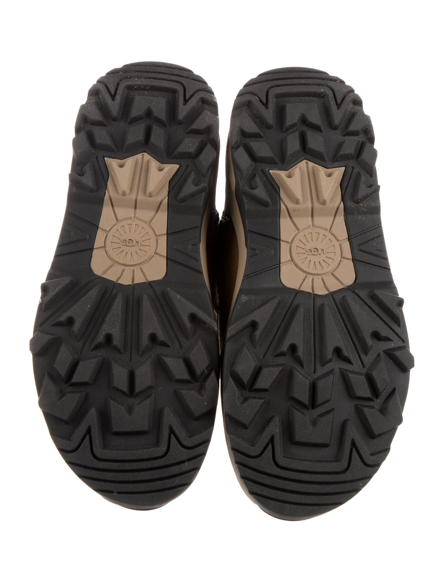 UGG UGG Kids Adirondack XXV Boot