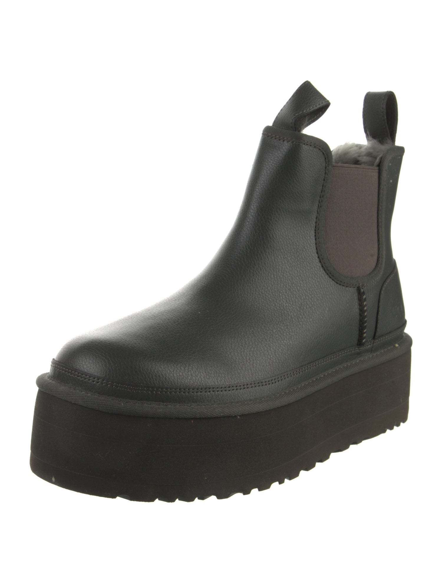 UGG Leather Chelsea Boots