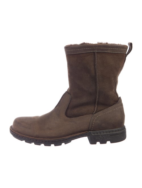 UGG Boots Brown
