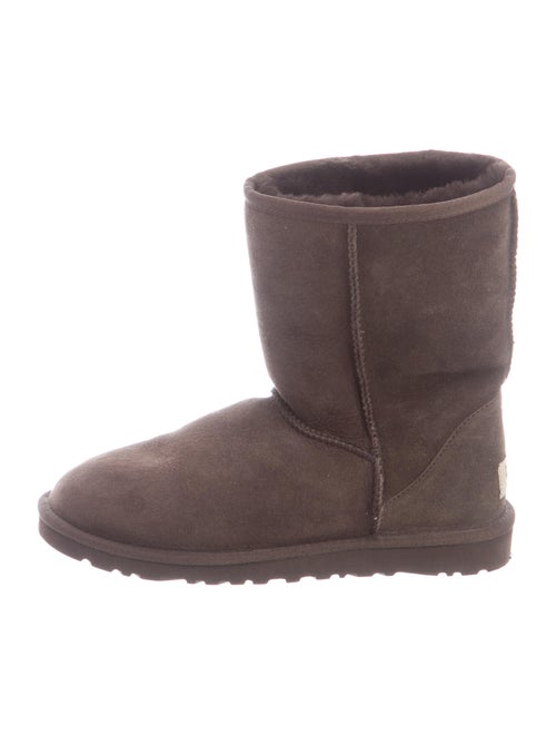 UGG Shearling Boots Brown