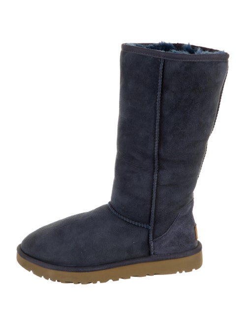 UGG Shearling Boots Brown
