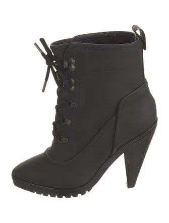 Veronica Beard Rubber Rain Boots