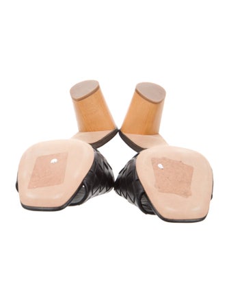 Veronica Beard Leather Slides